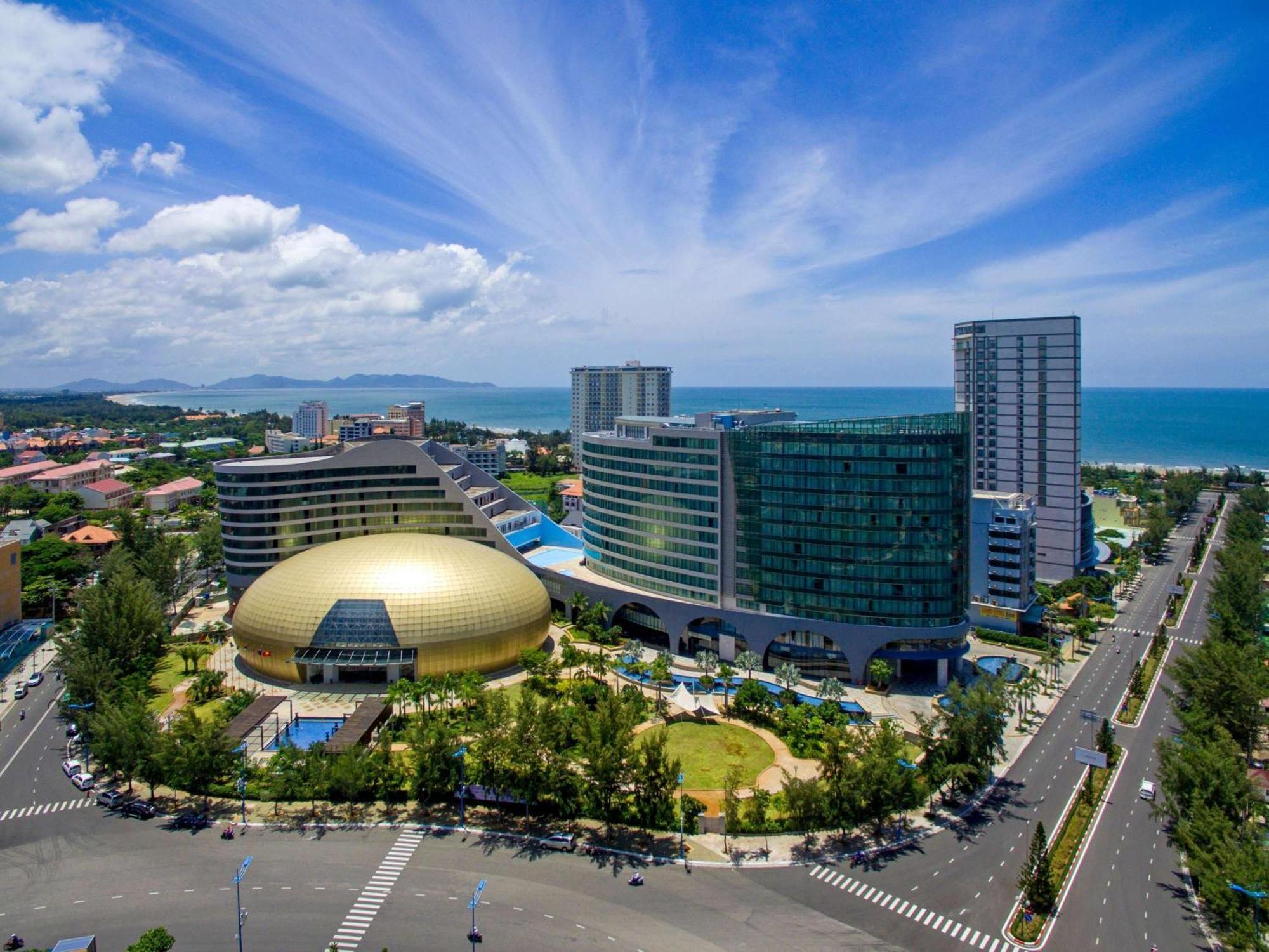 Pullman Vung Tau Hotel Екстериор снимка
